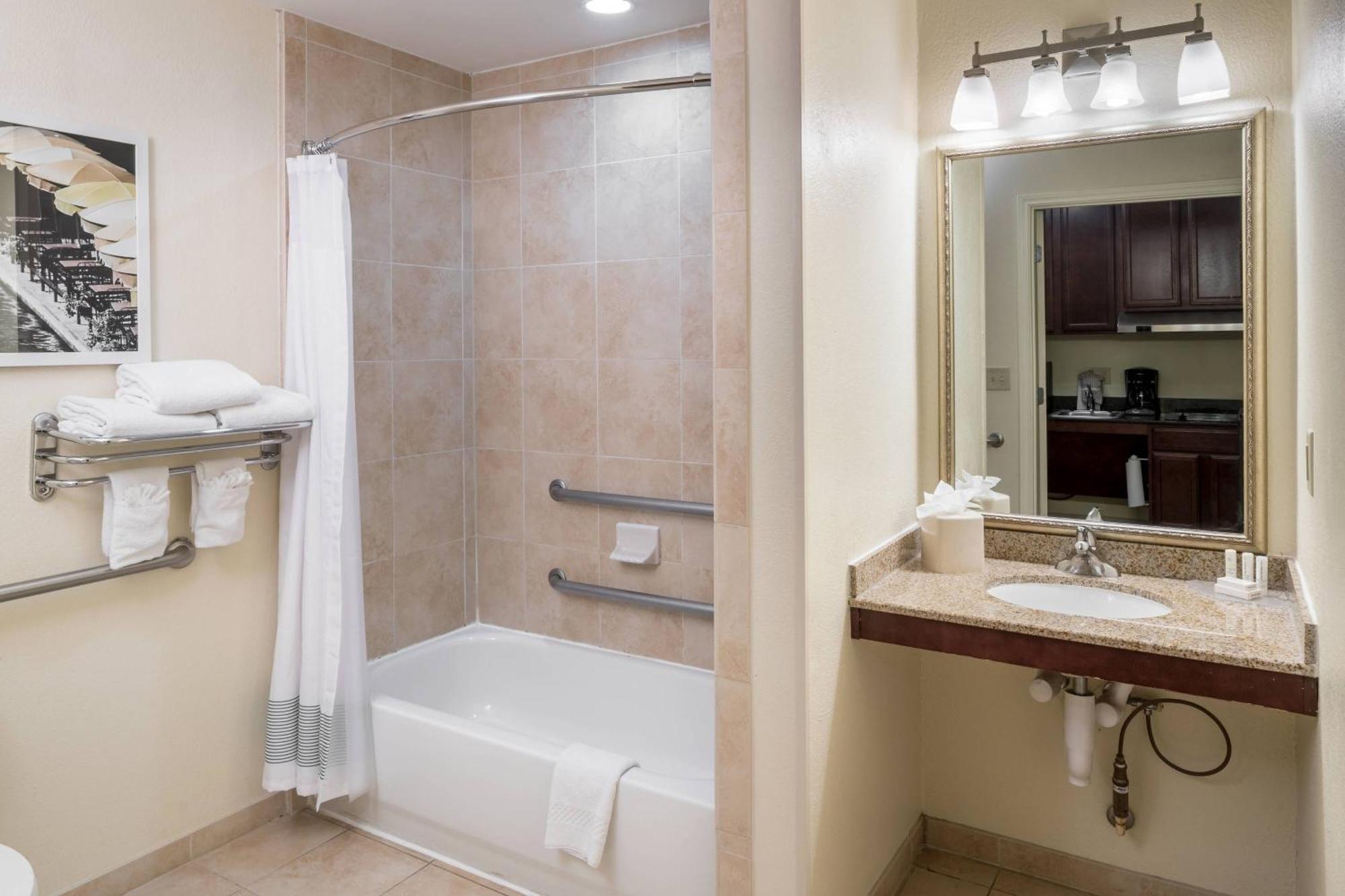 Towneplace Suites By Marriott San Antonio Airport Εξωτερικό φωτογραφία