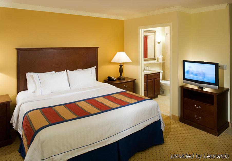 Towneplace Suites By Marriott San Antonio Airport Δωμάτιο φωτογραφία
